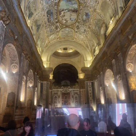 House Star Spaccanapoli Naples